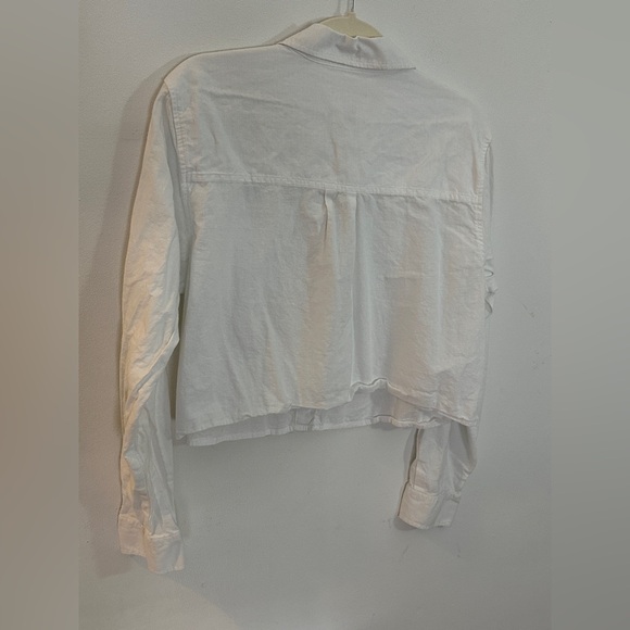 Universal Thread white cropped button up - Picture 4 of 6